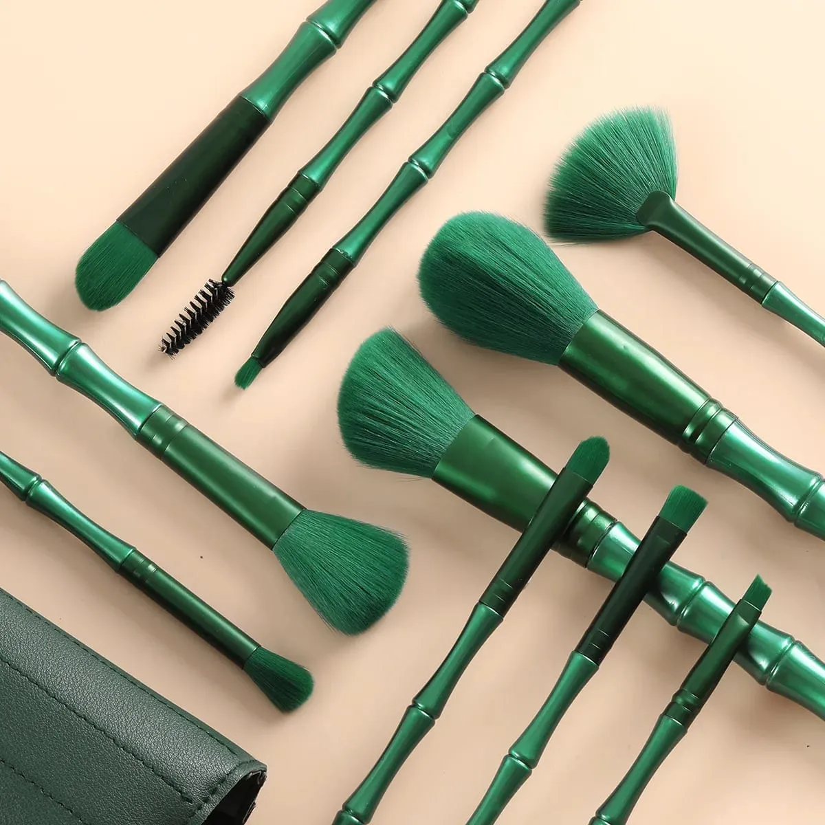 11Pcs Bamboo Makeup Brushes Kit Soft Dense Hair Multifunctional Brush Set Foundation Face Powder Eyeshadow Blush — image 3