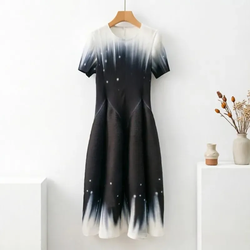 Miyake Pleated Printed Dresses European American Fashion Simple Elegant Short Sleeve Lightweight Women's Bounce Flower Bud Dress