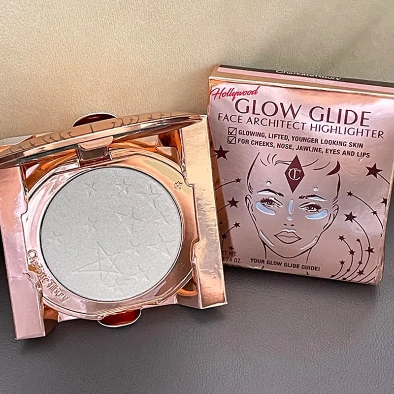 Charlotte Tilbury CT Highlighter Foundation hellt kontinuierlich die Textur des Make-up-Feuchtigkeits-Concealers im Puder auf