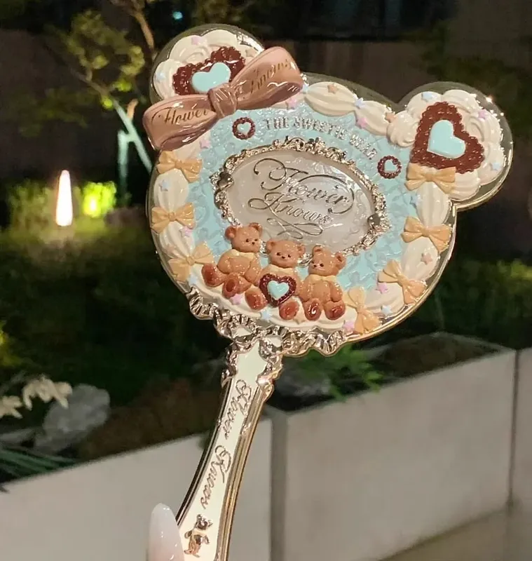 Flower Knows Handheld Makeup Mirror Midsummer Night Strawberry Cupid Bunny Garden Relief Pattern Limited Color Makeup Tool Kit