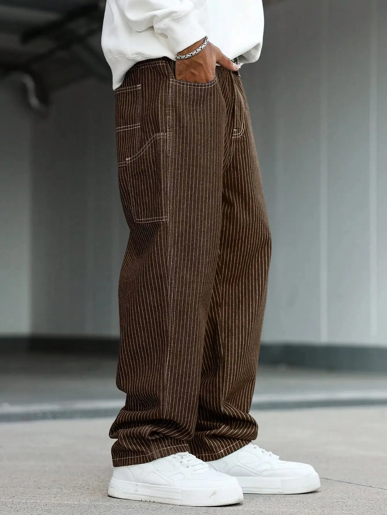 Men's vintage brown-and-white thin pinstripe loose wide-leg denim trousers Y2K workwear street-style unisex casual jeans