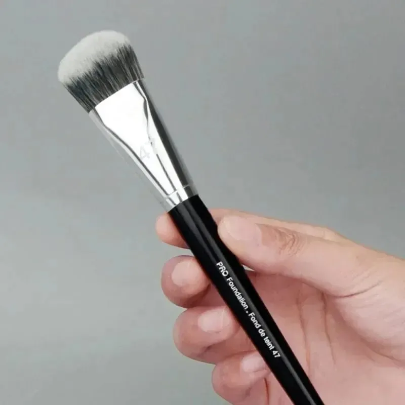 Professional Foundation Brush 47/52 Broom Head Liquid Foundation Shadow Repairing Brushes Women Face Base Makeup Tools