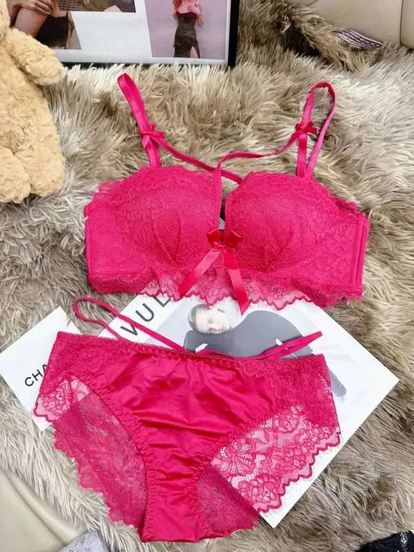 Push Up Bra for Small Bust - French Chic Lace Bralette Set Wireless Comfort Support Anti-Sag Underwear for Petite Women