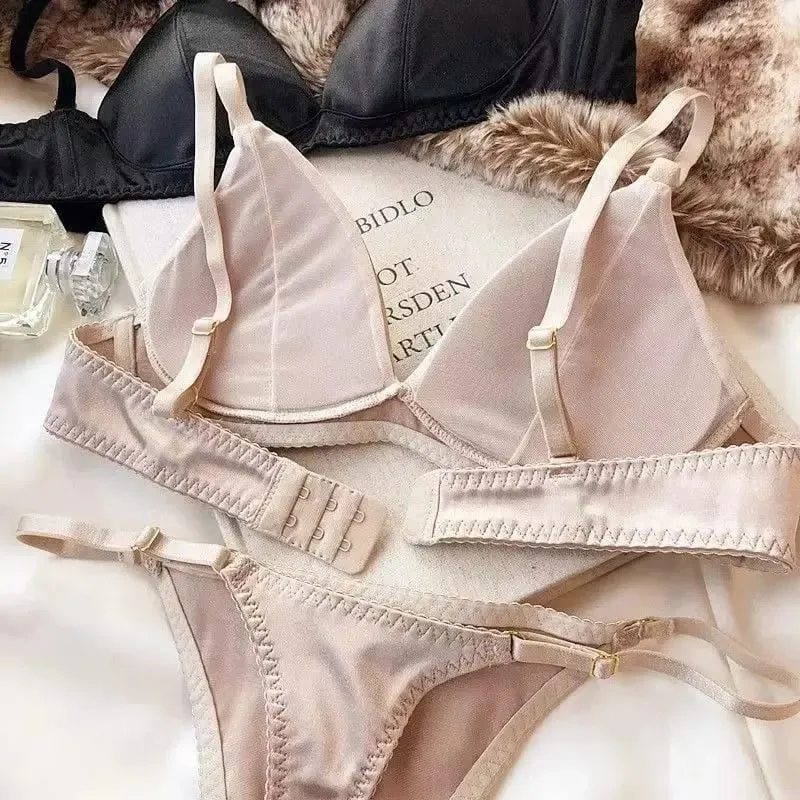 2025 French Triangle Cup Bra Comfortable Underwired Small Chest Sexy Top Support Anti-Sag lingeries sexy hot Thin Glossy Bra — image 3