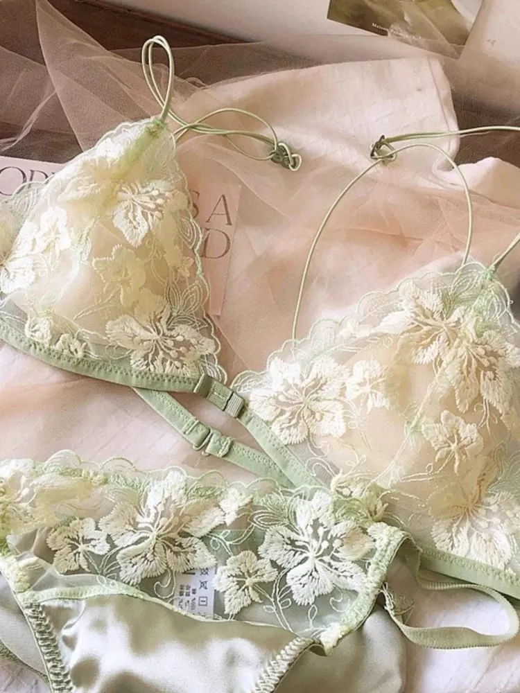 Conjunto de lencería de nicho francés, Bralette con copa triangular de malla bordada, sin aros, encaje Retro, sujetador fino y Sexy cómodo, Tushy MOYISU de EE. UU. — image 3