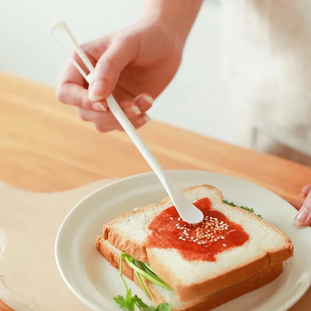 1PC Egg Whisk Plastic Multifunctional Mini Hand Egg Beater Kitchen Utensil with Teaspoon Egg Baking Tools Cream Stirring Stick