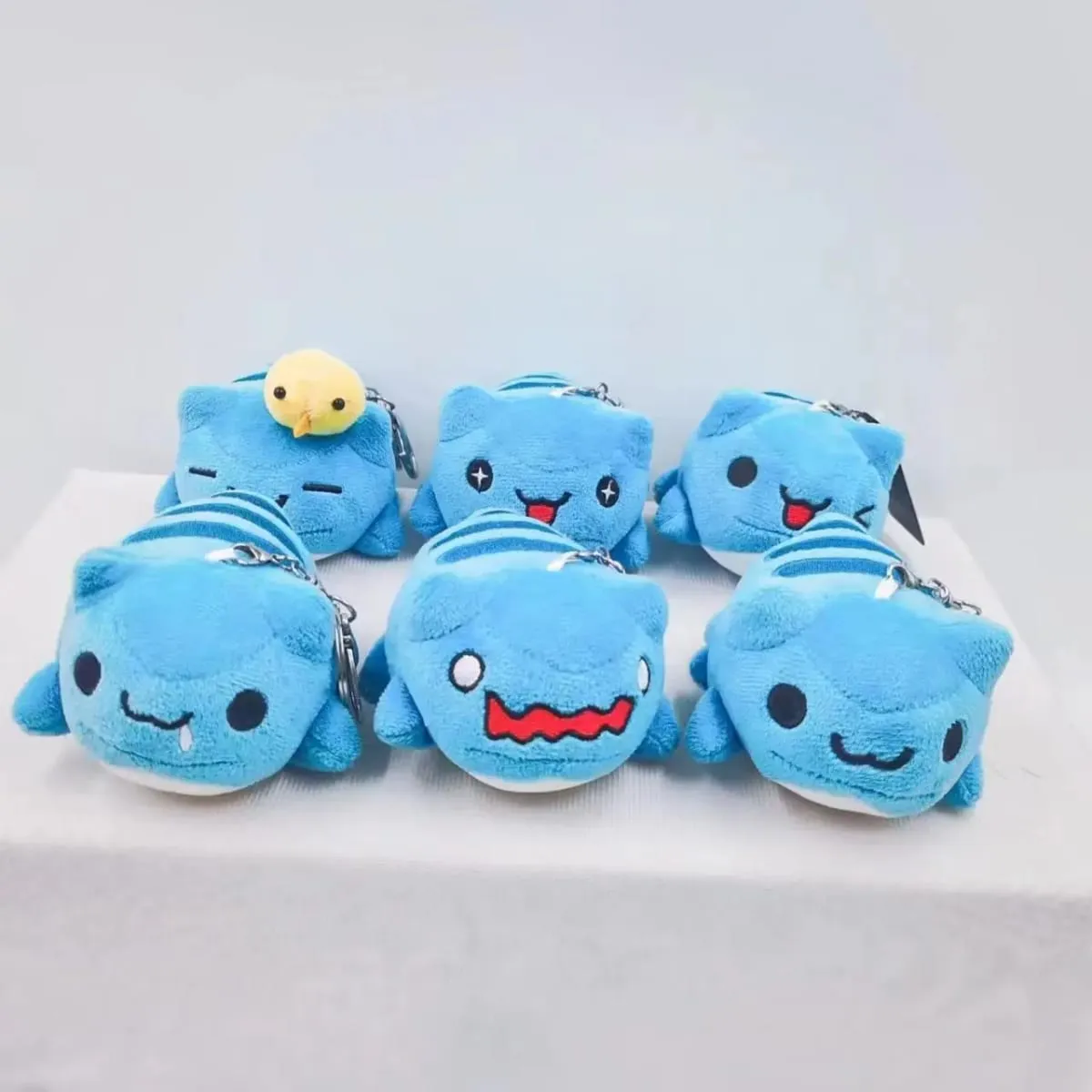 10cm Bugcat Capoo Plush pendants Anime Blue Cat Worm Cosplay Backpack decorative keychain children birthday present — image 6