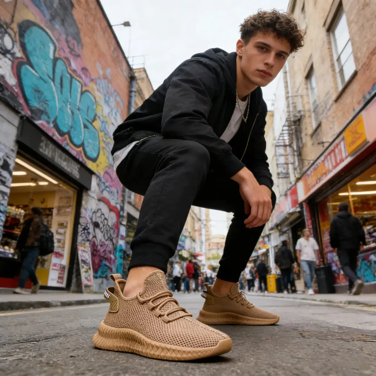 Men Shoes Spring Summer Soft Runing Shoes Lightweight Cheap Mesh Casual Shoes Slip on Sneakers Tenis Masculino Zapatillas Hombre