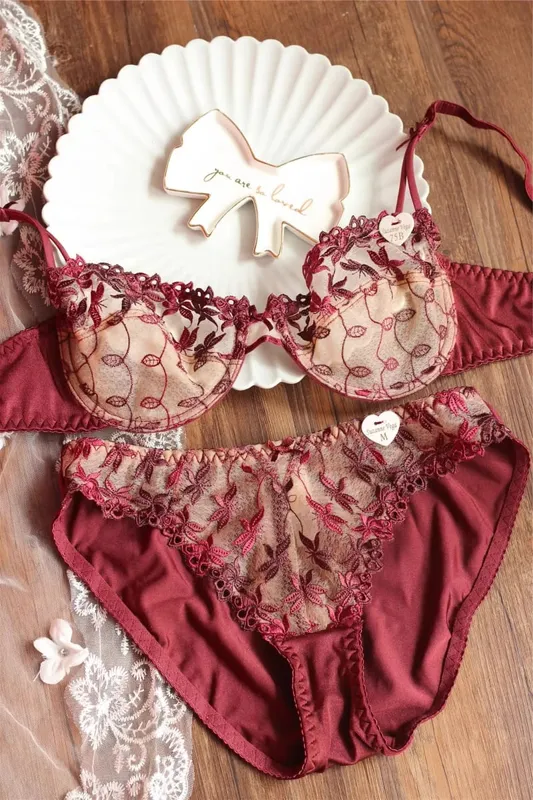 Sexy Ultra-Thin Red Lace Bra Set | Plus Size Minimizer Full Bust Underwear| Zodiac Year Women's Lingerie|Slimming Push-Up Design