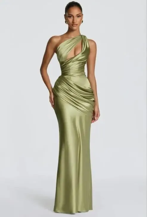 Elegant Solid Pleated Strapless Maxi Dress Yellow Off-shoulder Backless High Waist Split Robe 2026 New Lady Evening Party Gown