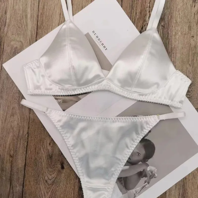 Triangle Cup Thin Lined Smooth Satin Bra and Tongs Sets Underwear Leopard Wireless Seamless Sexy Lingerie Women Intimates