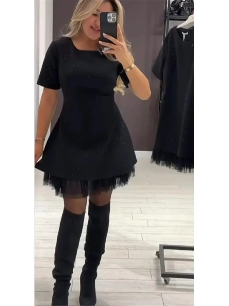 Abito casual elegante Primavera Estate Nuovo stile Hot Strass Orlo Maglia Solido Abito alla moda per donna Abito da vacanza a maniche corte