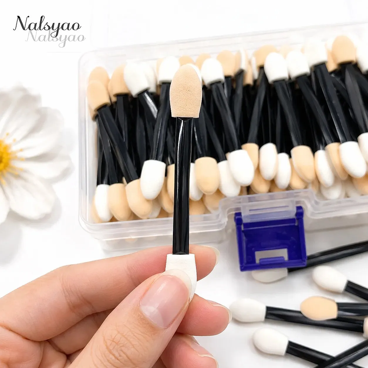 50/100/200PCS Dual-Sided Sponge Eyeshadow Applicators with Container – Long Handle Disposable Makeup Brushes Tool — image 2