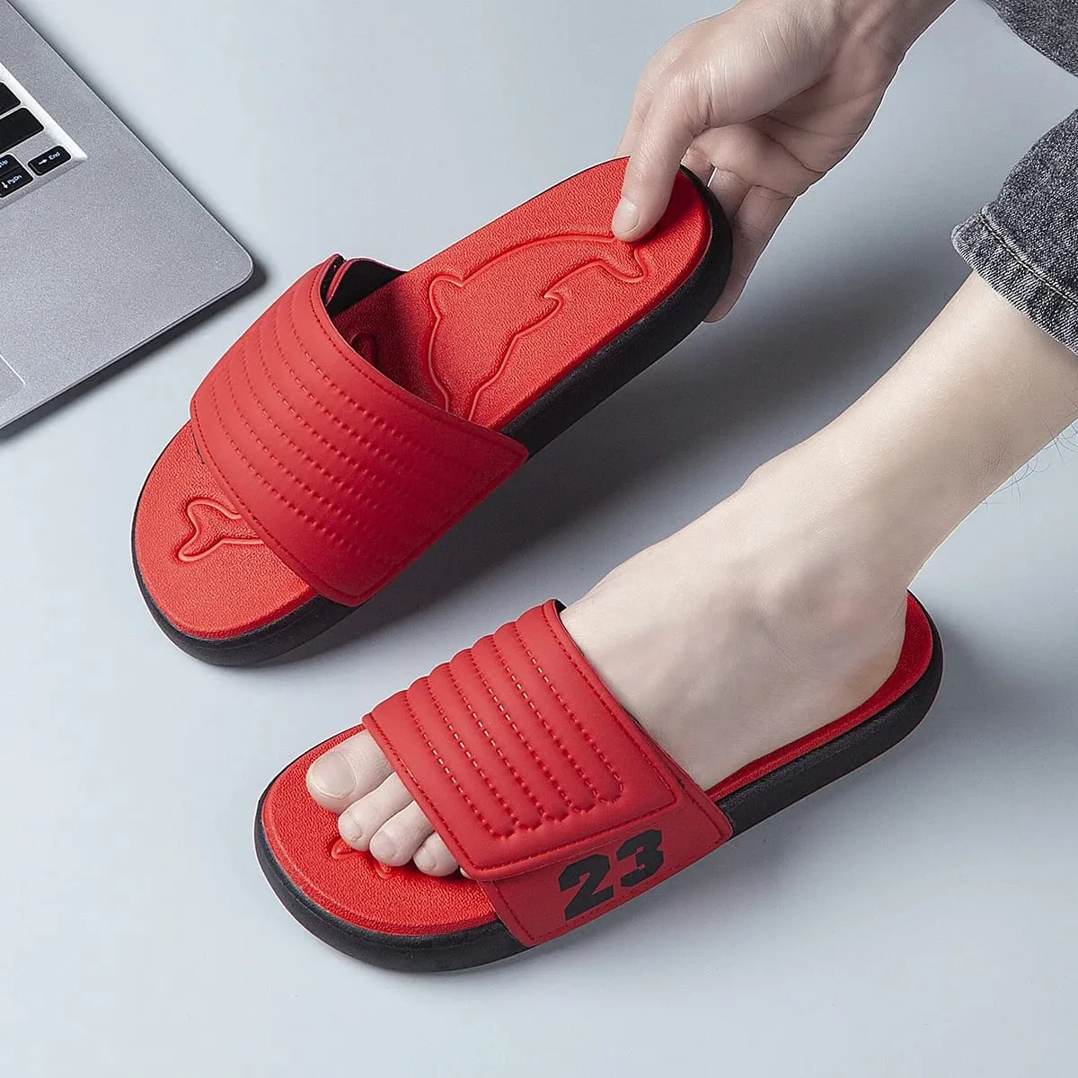 Breathable Summer Flip Flops Men Lightweight Quick Drying Slippers Comfortable Indoor and Outdoor Slides Waterproof Beach Shoes