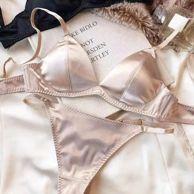 2025 French Triangle Cup Bra Comfortable Underwired Small Chest Sexy Top Support Anti-Sag lingeries sexy hot Thin Glossy Bra