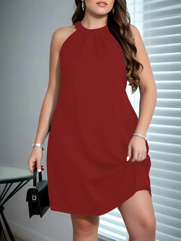 Elegant Plus Size Women's Halter Neck Dress with Sleek Design Perfect for Special Occasions