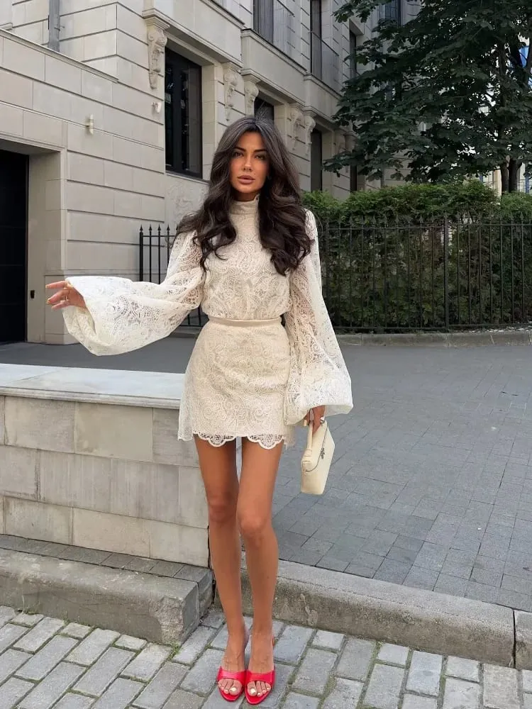 Kvinder Elegant Lace Hollow Out Minikjole Designs med fulde ærmer Chic High Neck Short Vestidos 2026 Trendy Spring Club Natkjoler — image 2