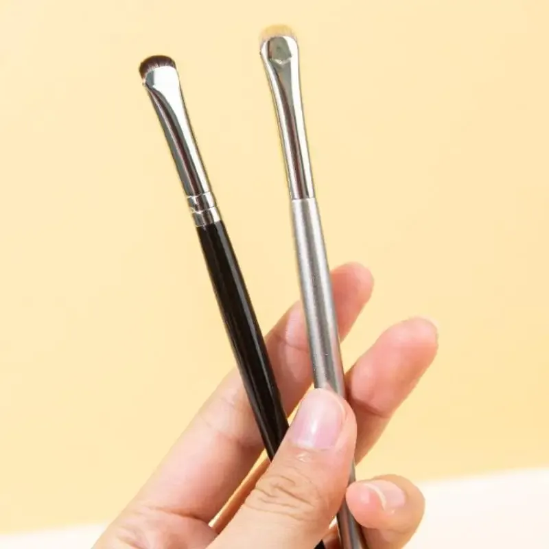 New 2Pcs Curved Eyeliner Makeup Brushes Eye Makeup Smudge Tools Precision Soft Eyeshadow Brush Thin Small Eye Cosmetic Tools