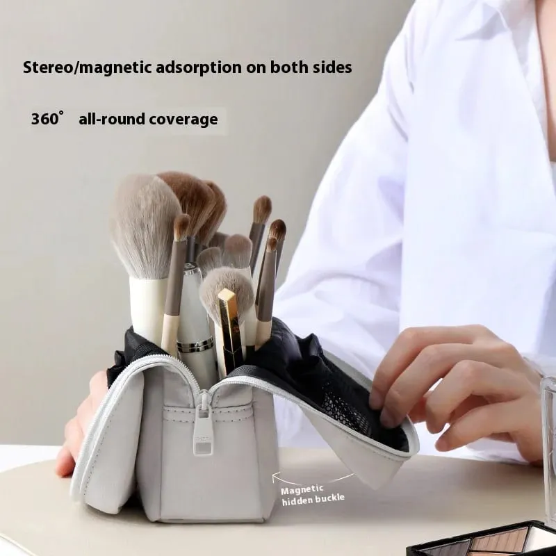 Portable Makeup Brush Bag Magnetic Stand Makeup Storage Travel Cosmetic Organizer Holder Box Lady's Travel Toiletry Bag Vertical