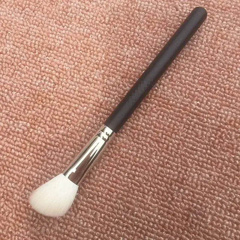 Angled Blush Brush Goat Hair Make up Cream Blush Brush Eye Shadow Blending Contour Makeup Brushes Cosmetic Makeup Tools M168