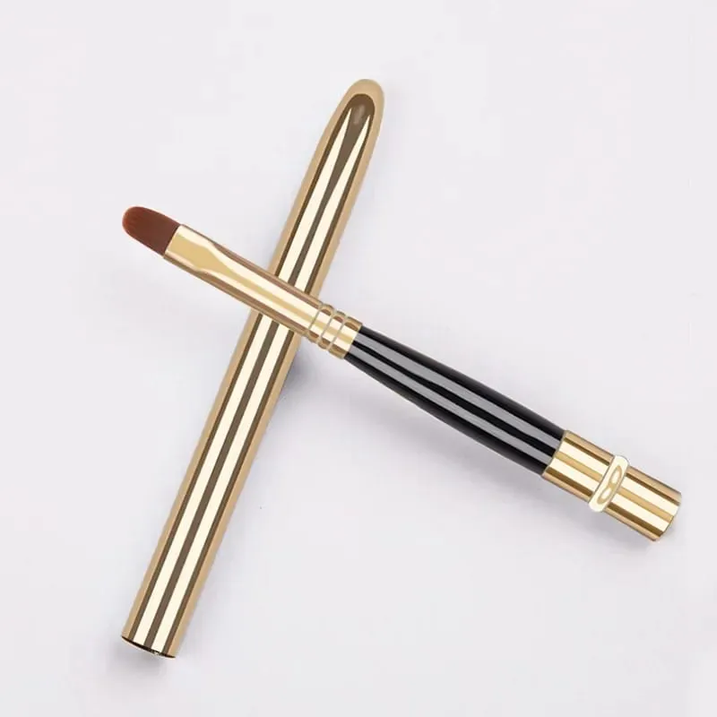 Portable Silver Lips Makeup Brush Pen Metal Handle Cosmetic Lipgloss Lipstick Lip Gloss Brush With Protect Cap Makeup Brushes