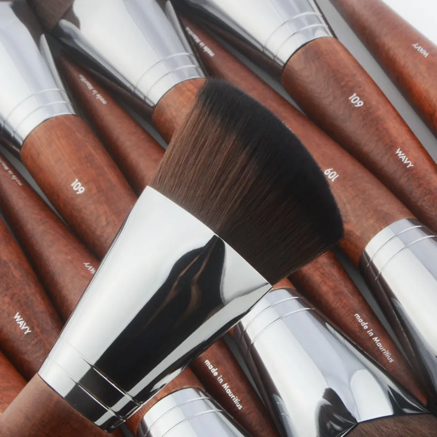 1 piece 109 Flat Foundation Makeup Brushes Diamond Liquid Foundation Make up Brush BB Cream Wood handle Face cosmetic tools — image 3