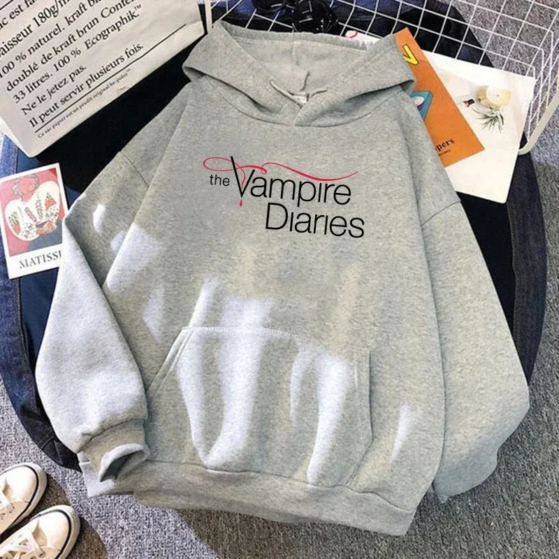 2026 Nuovo The Vampire Diaries Stampa Felpa con cappuccio Donna Uomo Casual Magliette e camicette Autunno E Inverno Felpe Manica Lunga Harajuku Pullover