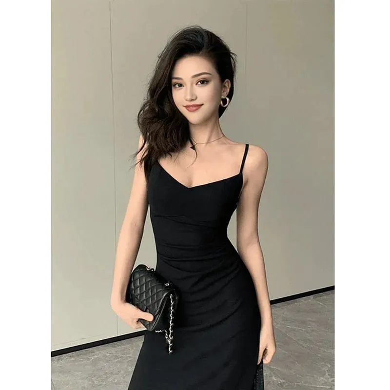 Koreanisches V-Ausschnitt-Spaghetti-Träger-Kleid für Frauen, sexy rückenfreie Taillen-Enge Party-Kleider für Damen, elegantes schwarzes, durchsichtiges Midi-Kleid. Neu