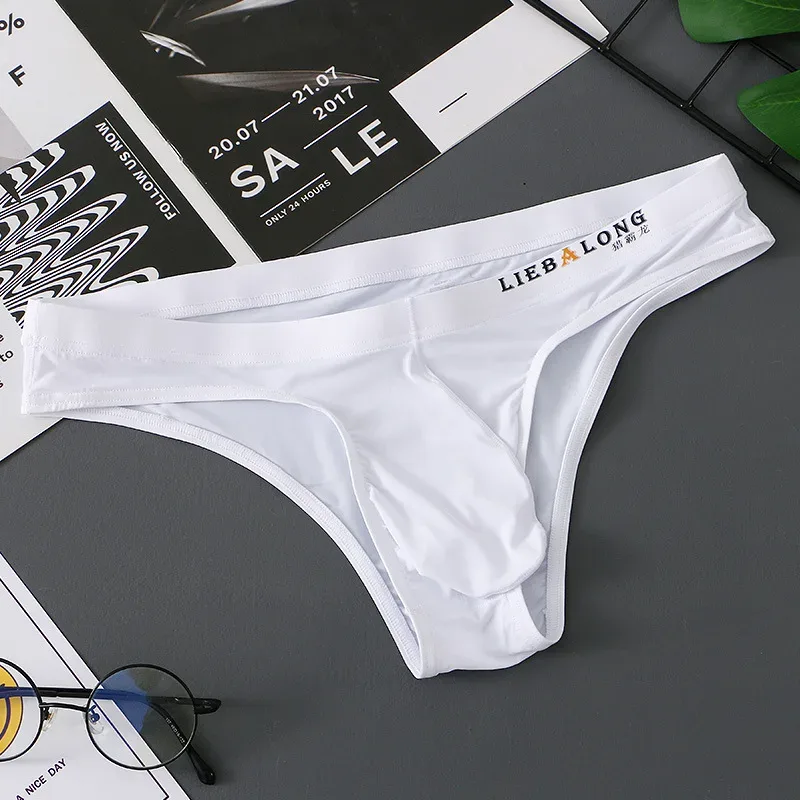 Slip homme Bikini sous-vêtements Sexy homme soie glacée pochette pénis Slip Cuecas Calzoncillos Hombre Slip Gay Lingerie solide homme