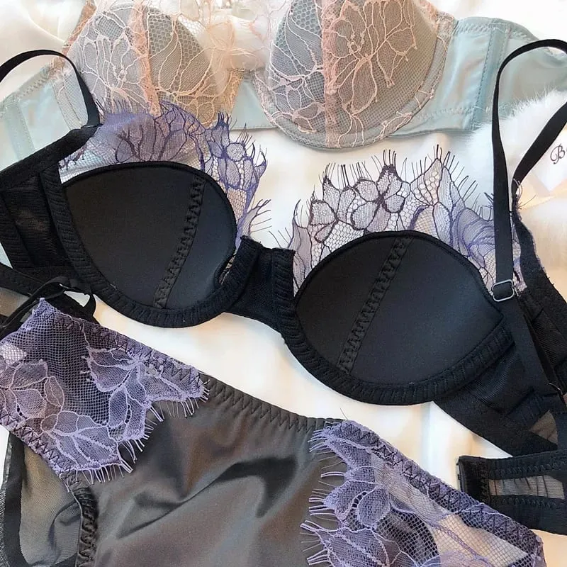 French Sexy Lacy Lacy Underwear Set Thin Bra with Big Breasts and Small Bra Soft Underwire Anti-sagging Side Milk