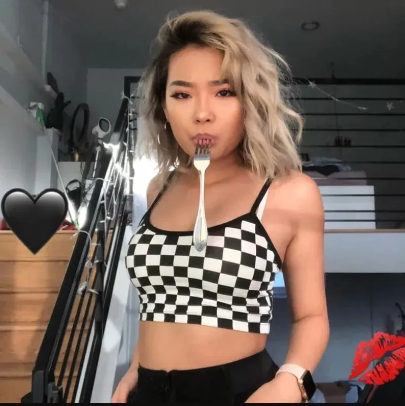 Black Red Plaid Checkerboard Tank Top Halter Women Bare Midriff Crop Tops Camis Fashion Tube Top Female Sleeveless Cropped Vest