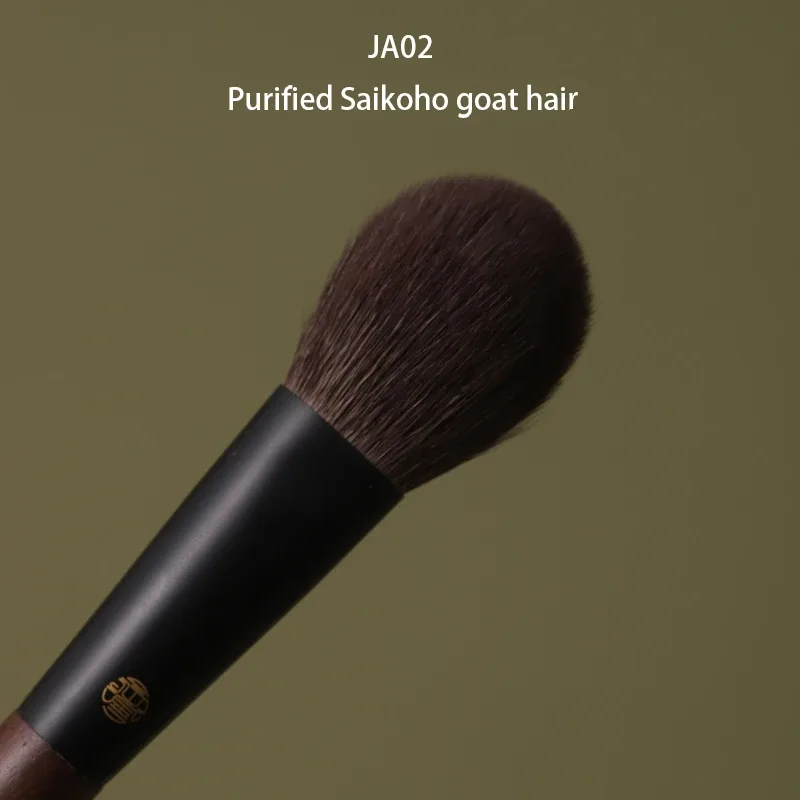 Professional Handmade Makeup Brushes 1PC Soft Squirrel Fox Horse Goat Hair Flat Round Blush Brush Walnut Handle Make Up Brush