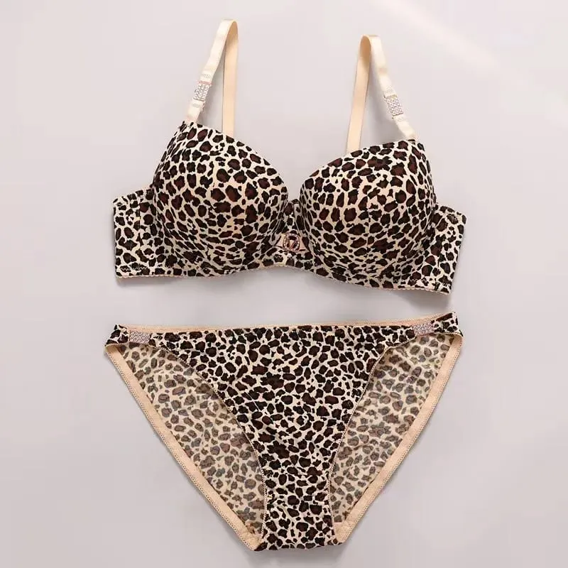 New 2025 Leopard Print Upper Thin Lower Thick Bra Set Sexy Push-Up Bra Set