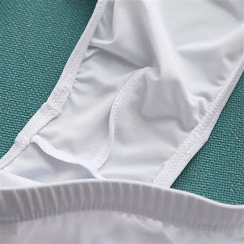 Man Ice Silk Bulge Pouch Underwear Breathable Seamless Briefs Summer Thin Boys Sports Low Waist Sexy Summer Panties