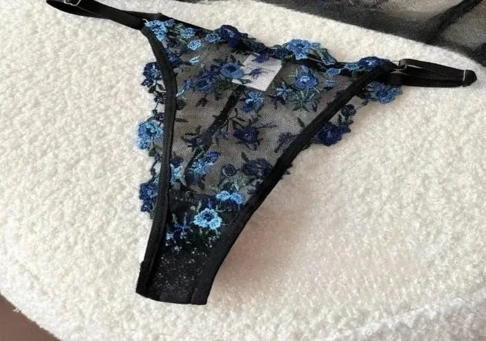 Women Sexy Lace Embroidered Ultra Thin Sheer Unpadded Underwire Push Up Bra Lightweight Soft Exquisite Lingerie Sizes 32-38