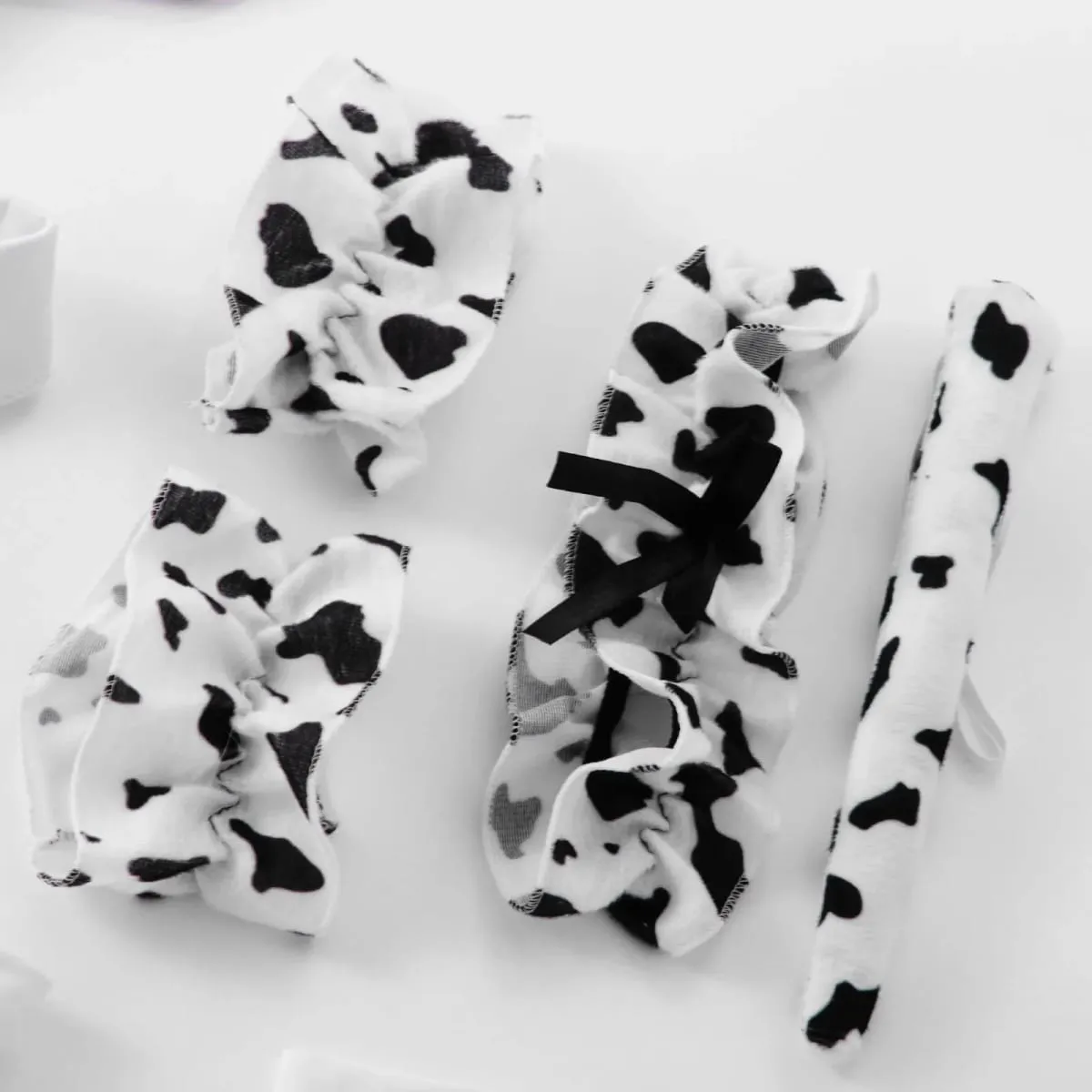 Sexy Lingerie For Womens Push Up Seductive Underwear Cute Cow Set Fashionable Cosplay Nightwear Temption Open Clothes Beautiful
