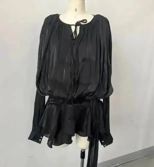 2026 Bagong Tag-init na Fashion Pambabaeng Damit Round Neck Lantern Sleeves Satin Short Dress Na May Shorts Sa ilalim ng Dalawang pirasong Set