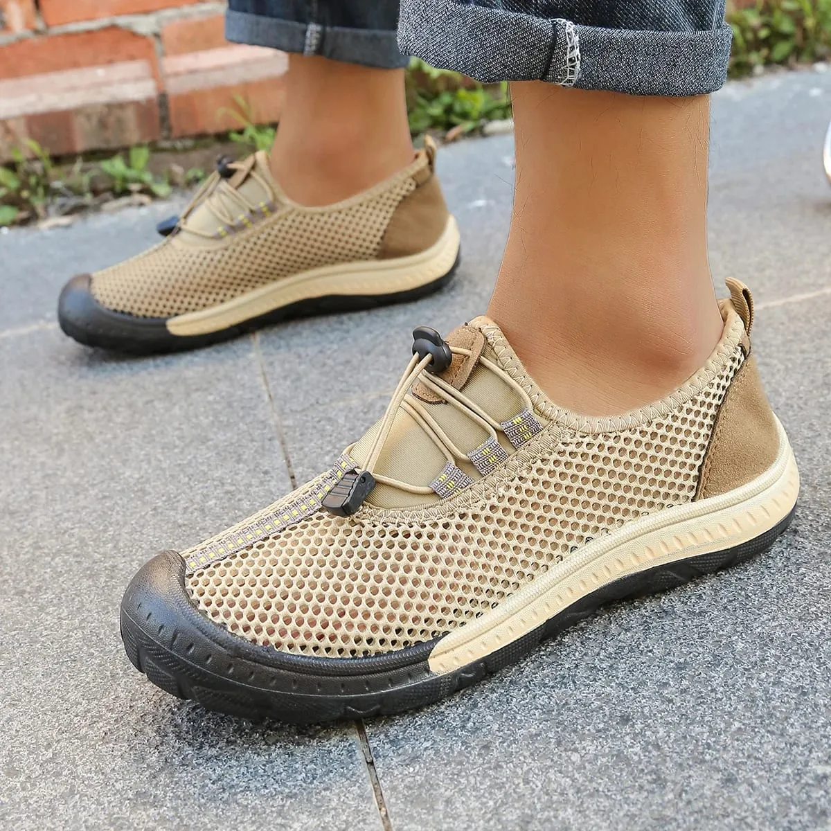 Sapatos masculinos de malha oca com alternância rápida, tênis para caminhada com listras e costura, touca de borracha grossa envolta em sapatos casuais para uso ao ar livre