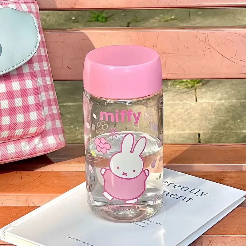 Kawaii Miffy 귀여운 여름 워터 컵 만화 토끼 인쇄 간단한 스타일 투명 플라스틱 휴대용 커피 컵 소녀 선물