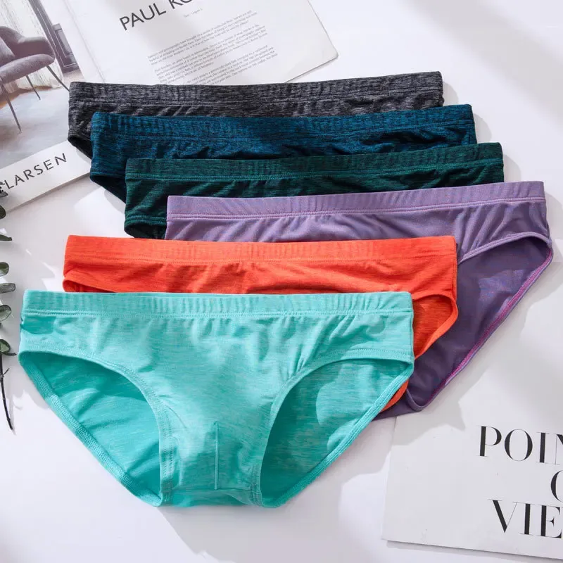 Men's Sexy Brief Ice Silk Elastic Quick Dry Cool Feel Underwear Youth Low-rise U Convex Pouch Sports Panties Comfortable Mankini