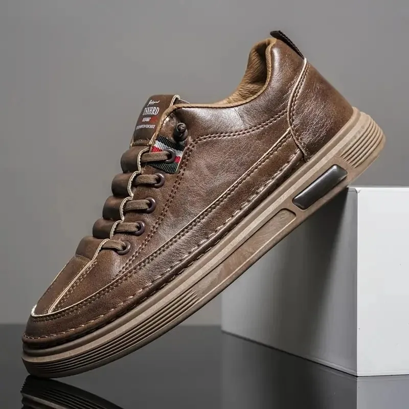 Sapatos masculinos esportivos e casuais 