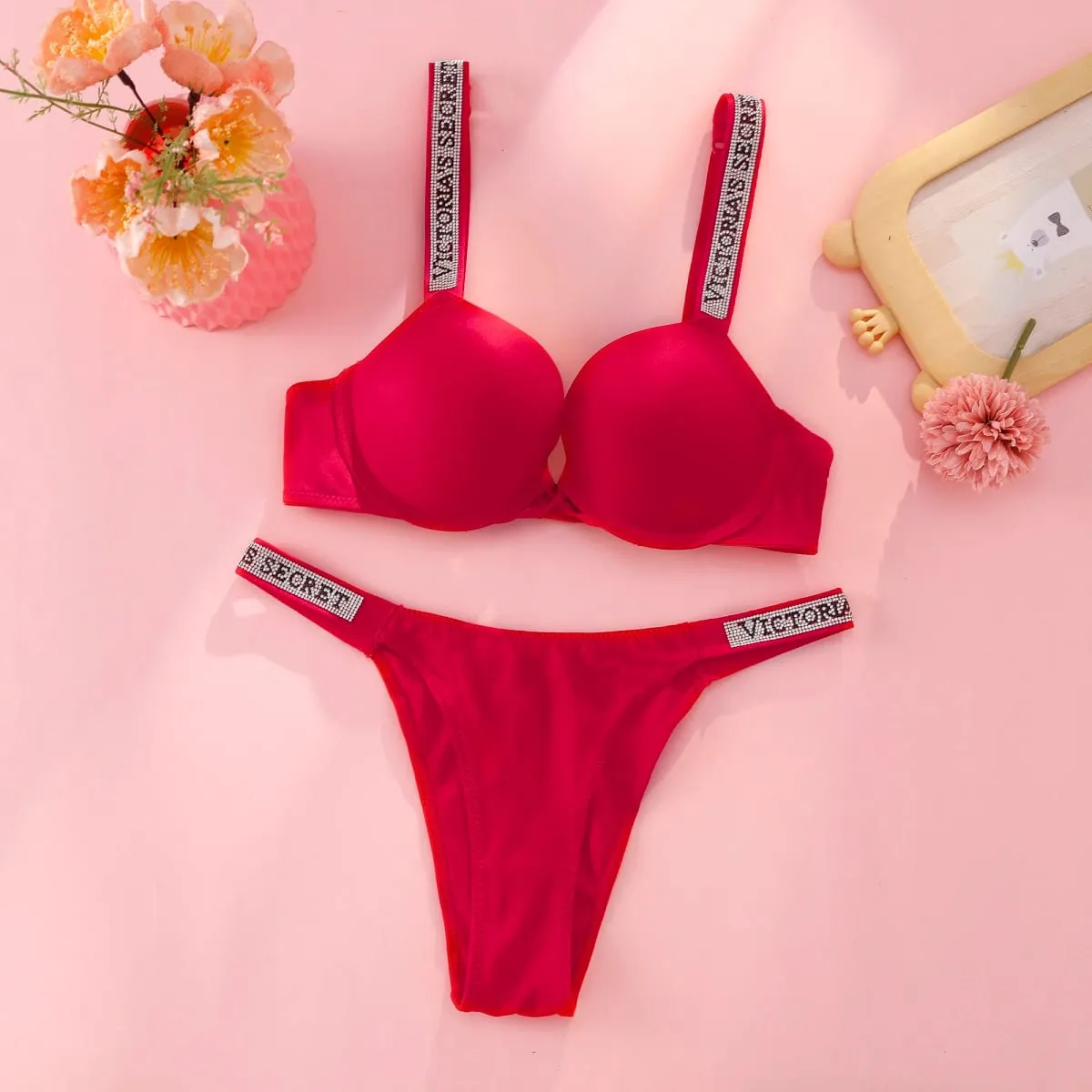 Sada Push Up podprsenky a kalhotek Victoria's Secret pro ženy Ramenní popruhy s kamínkovým logem Krajkové spodní prádlo Sada sexy spodního prádla