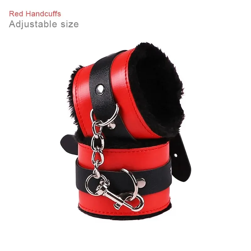 Mga Sex Toys Para sa Babae Bdsm Set Sexy Leather Plush Sex Toys Bondage Kit Mga Posas Feather Blindfold Fetish Flirt Goods Para sa Matanda