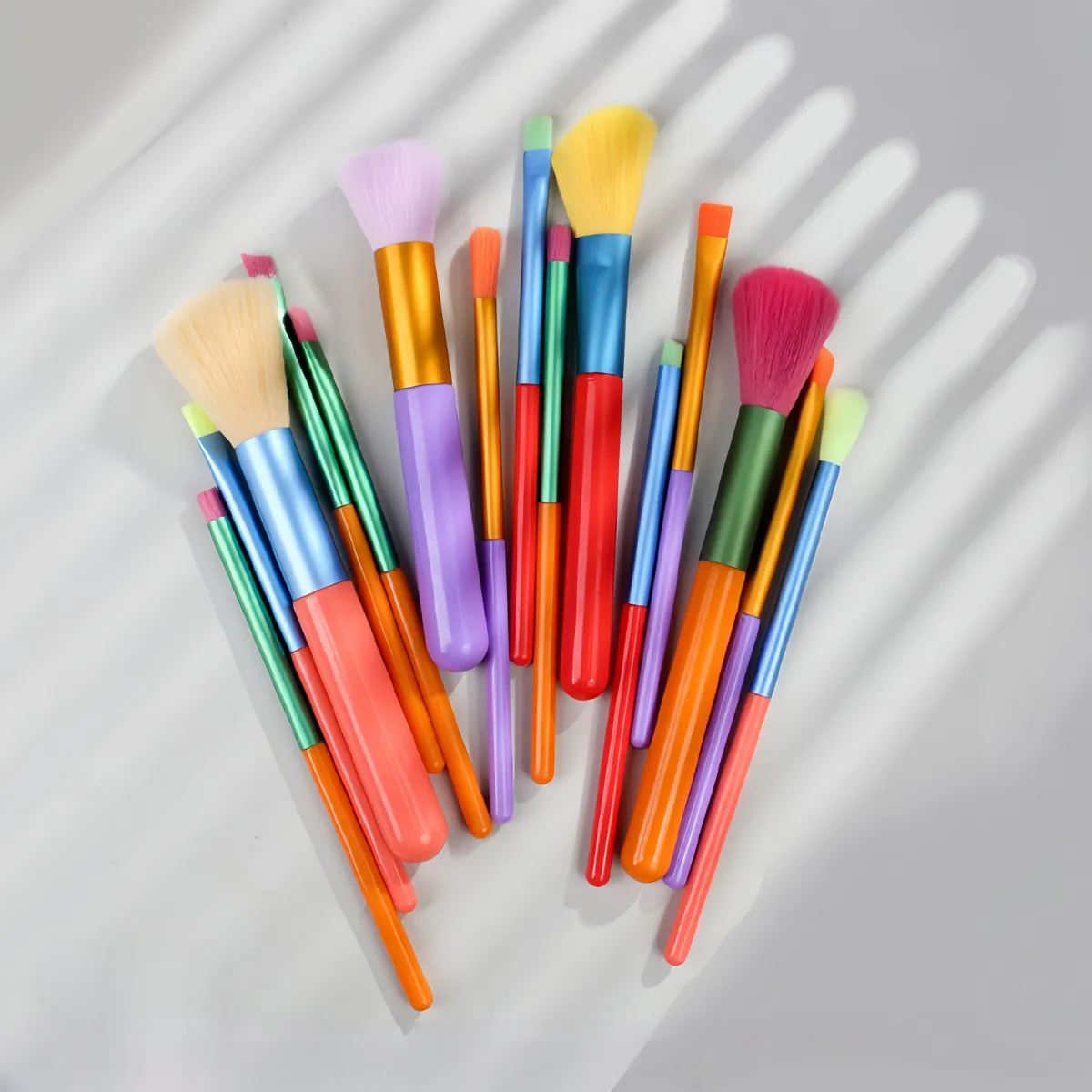 15-Piece Set Colorful Makeup Brushes Combo Cheek Blush Eyeshadow Lip Brush Multi-Dopamine Colors User-Friendly Makeup Tools Kit