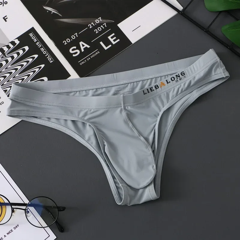 Slip homme Bikini sous-vêtements Sexy homme soie glacée pochette pénis Slip Cuecas Calzoncillos Hombre Slip Gay Lingerie solide homme