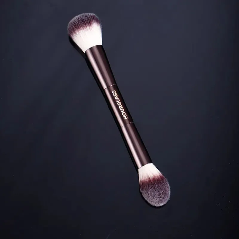 Single Makeup Brush Brown Synthetic Fiber Multi-Functional Powder Blush Brush Full Aluminum Handle Professional Makeup Tool 1 Pc — image 4