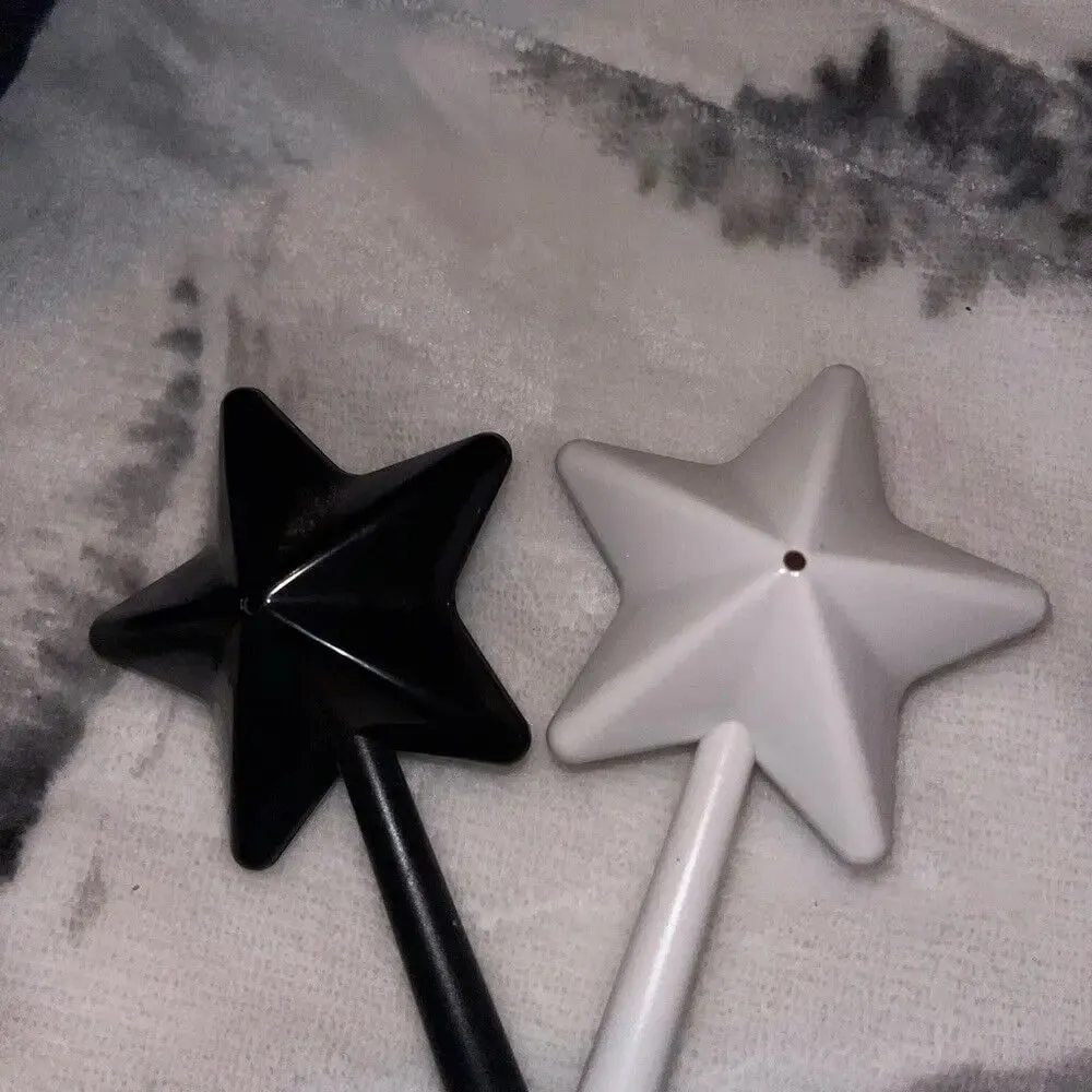 Agitatori di sale in plastica di alta qualità Agitatori per condimenti a stella ricaricabili Per uso domestico Bacchette magiche per sale e pepe a mano lunga Cucina e sala da pranzo
