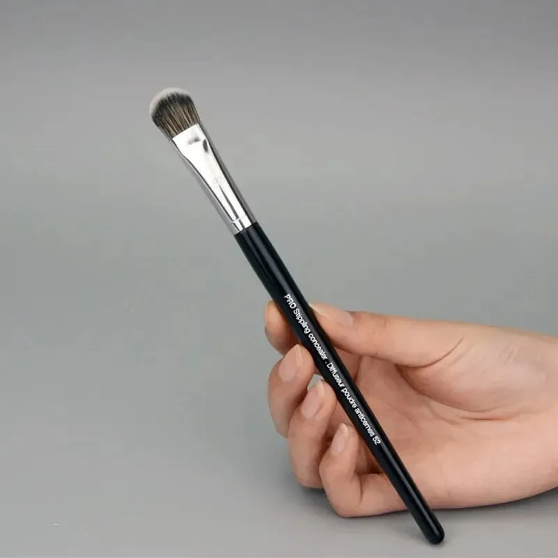 Professional Foundation Brush 47/52 Broom Head Liquid Foundation Shadow Repairing Brushes Women Face Base Makeup Tools