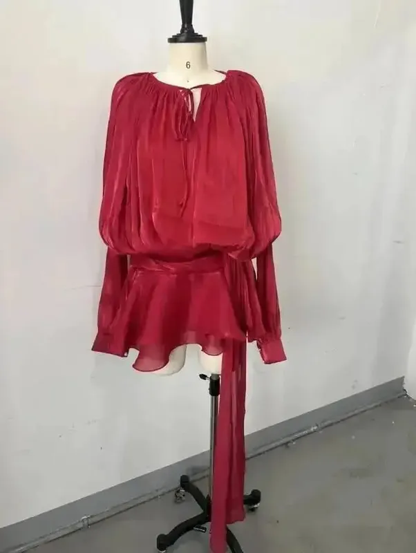 2026 Bagong Tag-init na Fashion Pambabaeng Damit Round Neck Lantern Sleeves Satin Short Dress Na May Shorts Sa ilalim ng Dalawang pirasong Set