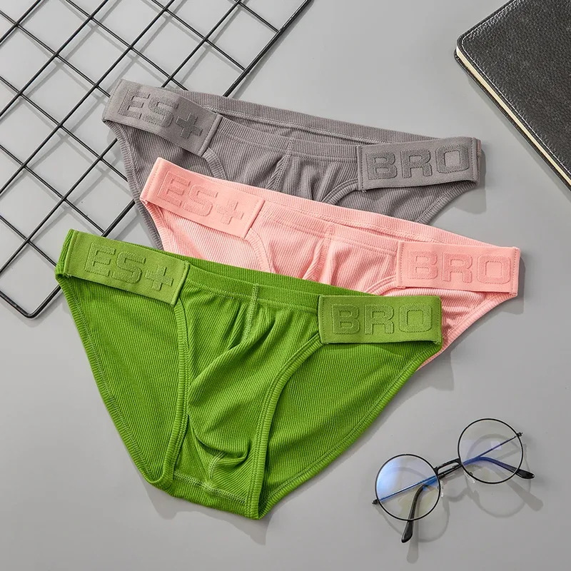 Mens Underwear Solid Color Low Waist Sweat-absorbing Large U Convex Pouch Sexy Mens Briefs — image 2